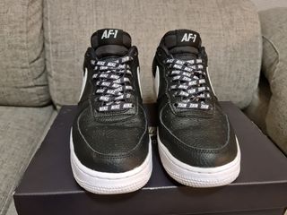 Nike AF1 NBA Negras de segunda mano por 140 EUR en Puerto Real en WALLAPOP