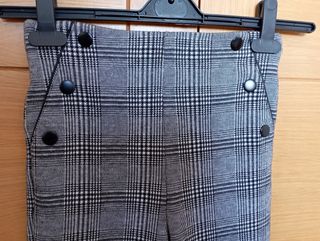 Pantalón mujer talla XS de segunda mano por 5 EUR en La Flecha en WALLAPOP