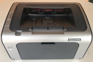 Impresora Láser HP Laserjet P1006 de segunda mano por 30 EUR en Cuntis en  WALLAPOP