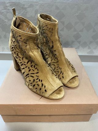 Botines de verano alpe de segunda mano por 20 EUR en Sant Andreu de la  Barca en WALLAPOP