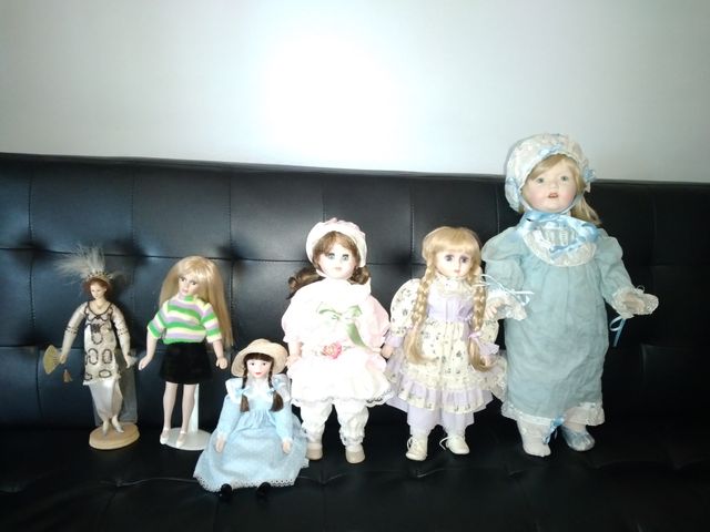 LOTE DE 6 MUÑECAS ANTIGUAS DE PORCELANA