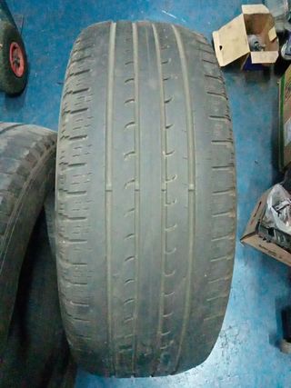 225/60R18 100H Goodyear
