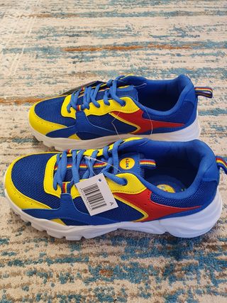 Zapatillas Lidl de segunda mano por 60 EUR en Barcelona en WALLAPOP