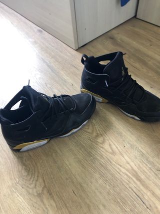 Zapatillas Nike Air Jordan Flight Origin 4 negras | AW LAB