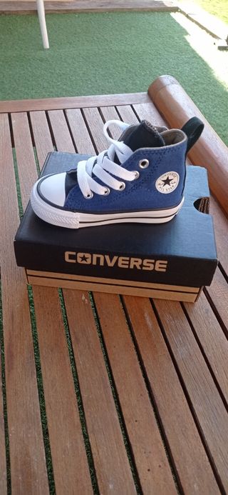 Converse bebé talla 20 de segunda mano por 20 EUR en Marratxí en WALLAPOP