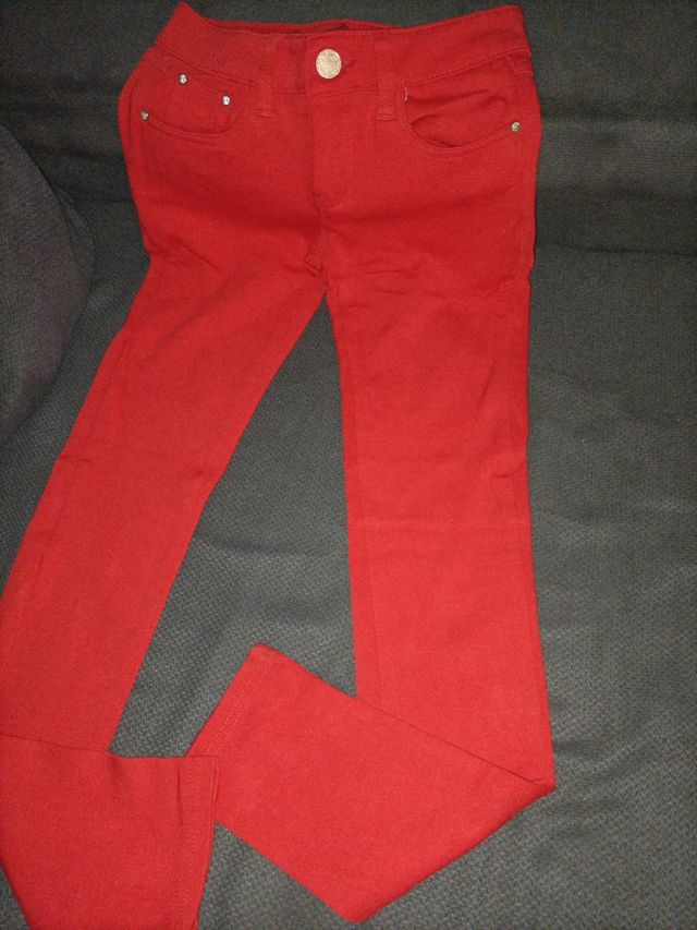 pantalón rojo elástico talla 36