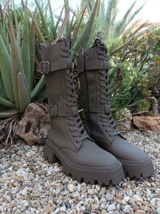 14 botas altas por menos de 300 euros - Zara