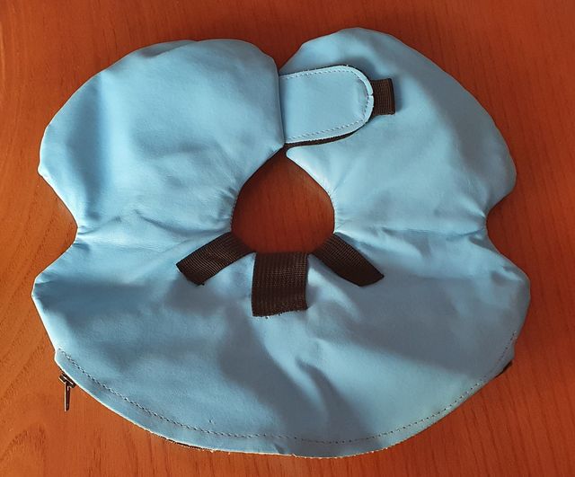 "FLOTADOR" PARA CUELLO PARA PERRO.