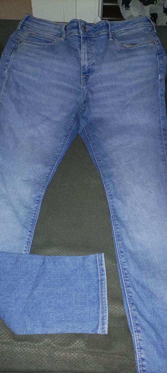pantalón talla 42