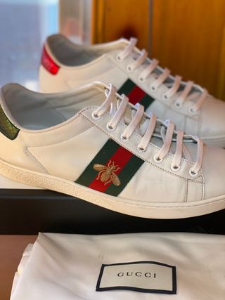 Zapatillas Gucci de segunda mano por 200 EUR en Madrid en WALLAPOP