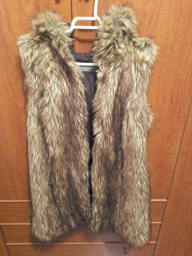 Chaleco piel sintética Zara