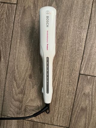 Plancha pelo bosch keratin advance de segunda mano por 38 EUR en Sevilla en  WALLAPOP