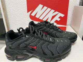 Nike tn reflectantes de segunda mano por 110 EUR en Móstoles en WALLAPOP