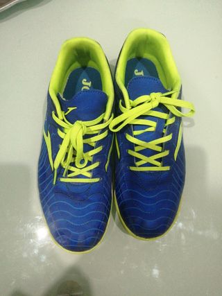 Zapatillas fútbol sala joma 38 de segunda mano por 10 EUR en Carcaixent en  WALLAPOP