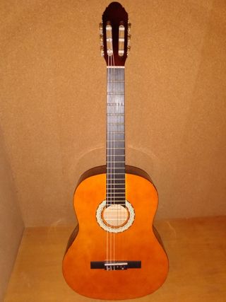 Guitarra Española XP Ag603 de segunda mano por 1 EUR en Madrid en WALLAPOP