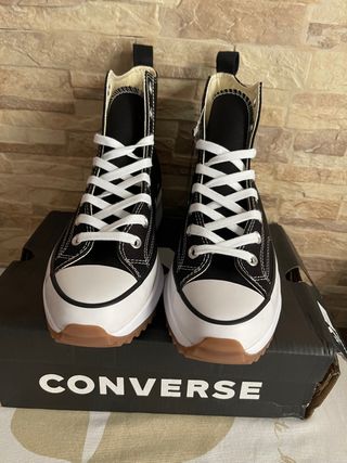 Converse Plataforma altas negras de segunda mano por 100 EUR en Esplugues  de Llobregat en WALLAPOP