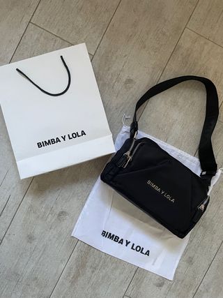 Bolso M de segunda mano por 65 EUR en Cáceres en WALLAPOP