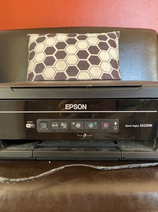 Epson Stylus SX235W WIFI de segunda mano por 30 EUR en Santiago de  Compostela en WALLAPOP