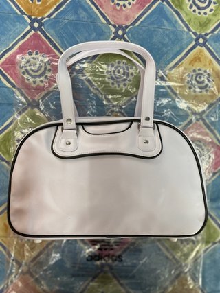 Bolso deporte adidas Originals piel de segunda mano por 45 EUR en Zaragoza  en WALLAPOP