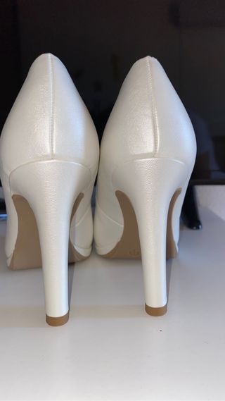 Zapatos de novia con cuña de segunda mano en WALLAPOP