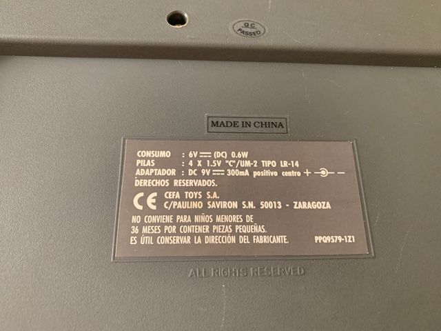 Ordenador Quique Junior + cartucho. Años 90