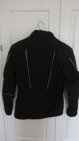 Chaqueta moto mujer cordura lidl tallaXS, 2puestas de segunda mano por 40  EUR en Madrid en WALLAPOP