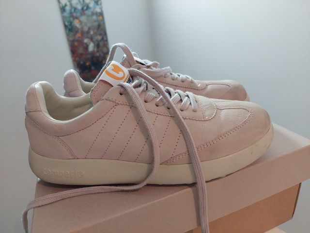 Camper zapatillas monísimas