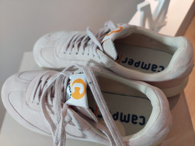 Camper zapatillas monísimas
