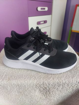 Zapatillas Adidas talla 43 de segunda mano por 35 EUR en Moraleja en  WALLAPOP