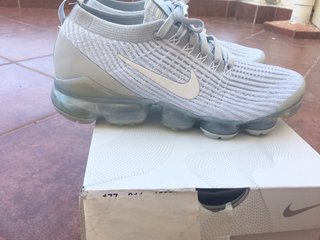 Zapatillas nike vapormax flyknit 3 blancas de segunda mano por 120 EUR en  Villamartín en WALLAPOP