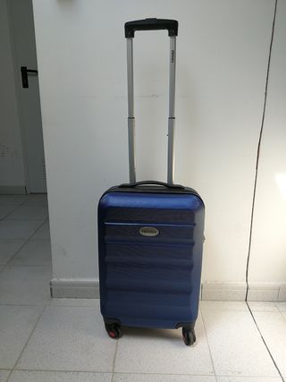 Maleta de cabina Privata de segunda mano por 45 EUR en Altzaga en WALLAPOP