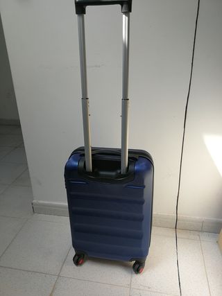 Maleta de cabina Privata de segunda mano por 45 EUR en Altzaga en WALLAPOP