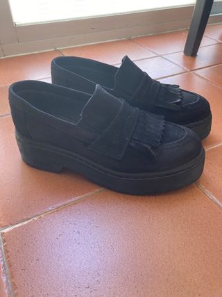 Zapatos mujer Brownie(no envío) de segunda mano por 20 EUR en Majadahonda  en WALLAPOP