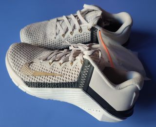 Zapatillas Nike Metcon 6 Women n°38,5. 24,5cm. de segunda mano por 45 EUR  en León en WALLAPOP