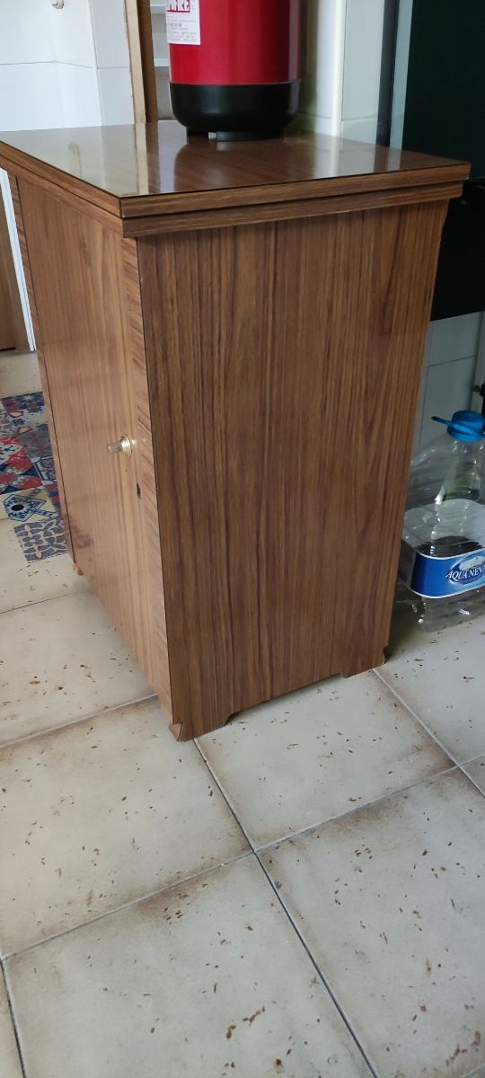 máquina de coser alfa con mueble