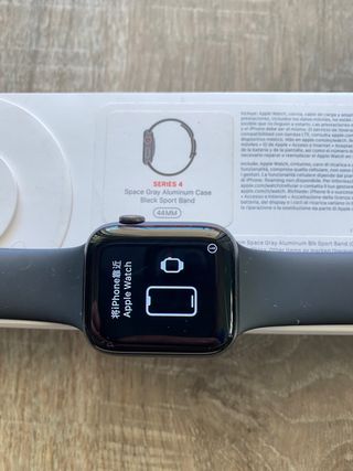 Apple Watch Series 4 GPS + LTE 44 mm de segunda mano por 185 EUR en  Guadalajara en WALLAPOP