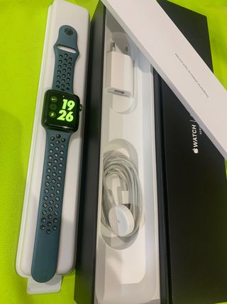 Reloj Apple Watch serie 3 Nike 42MM de segunda mano por 140 EUR en Madrid  en WALLAPOP
