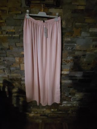 Pantalón Palazzo rosa palo de segunda mano por 15 EUR en El Prat de  Llobregat en WALLAPOP