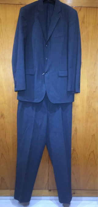 Traje Easy Wear Corte Ingles de segunda mano por 30 EUR en Castellón de la  Plana en WALLAPOP