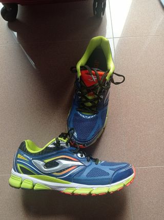 Zapatillas Running Joma Hispalis XVIII. Número 43 de segunda mano por 43  EUR en Salamanca en WALLAPOP