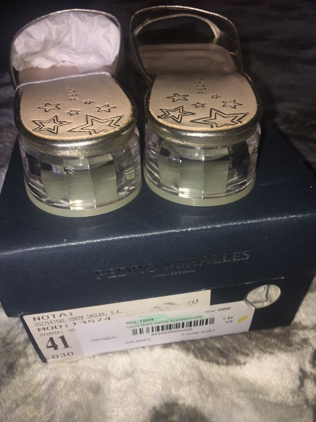 Sandalias Pedro Miralles T - 41 doradas 