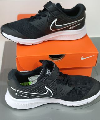 Zapatillas niño Nike Star Runner 2 sin usar de segunda mano por 28 EUR en  Azuqueca de Henares en WALLAPOP
