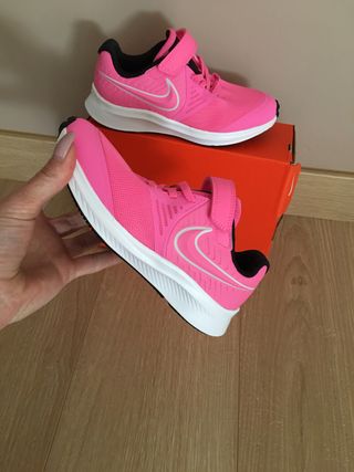 Zapatillas Nike talla 31 original de segunda mano por 35 EUR en Madrid en  WALLAPOP