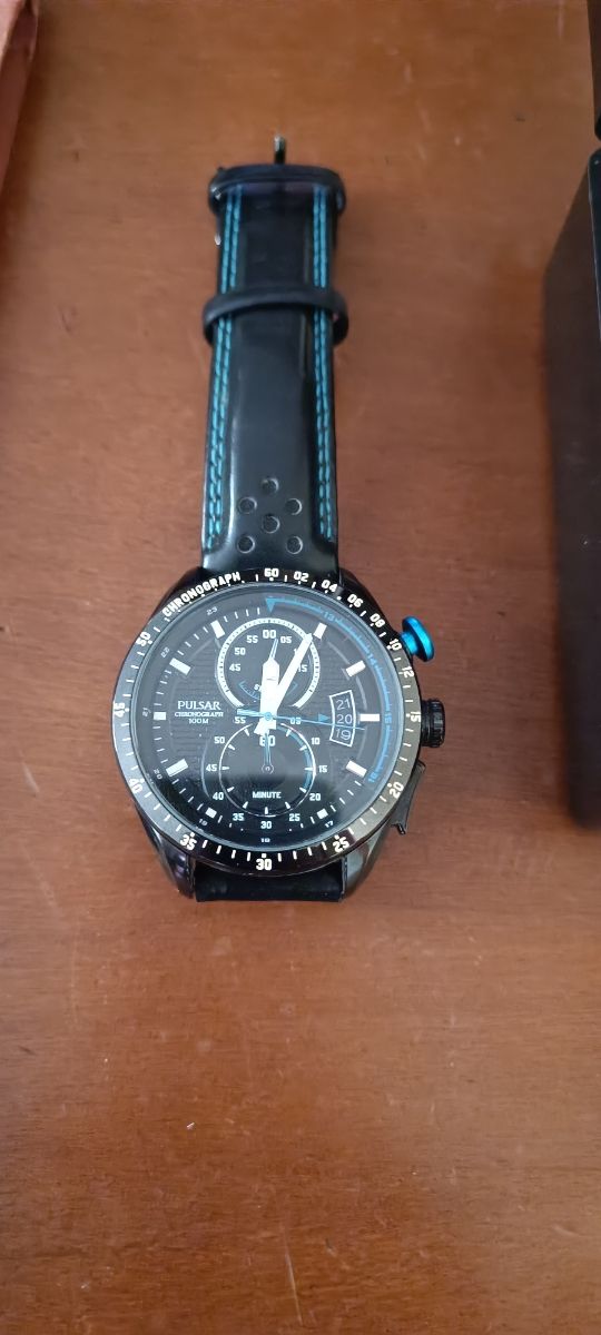 reloj pulsar