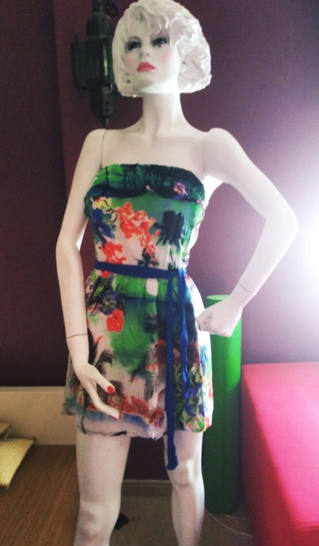 Vestido primavera verano Stradivarius talla M