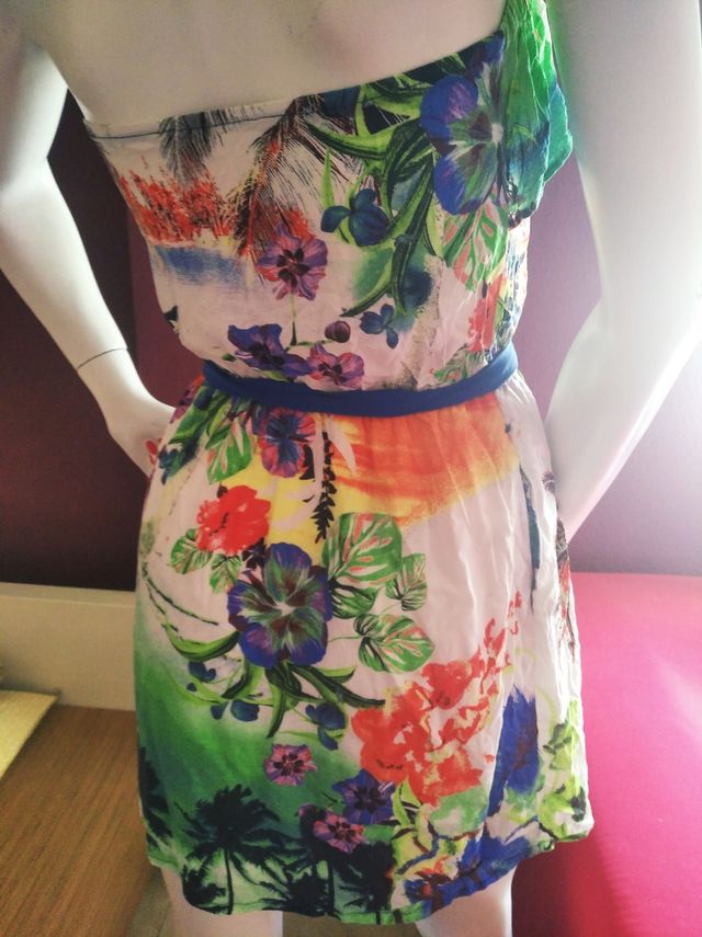 Vestido primavera verano Stradivarius talla M