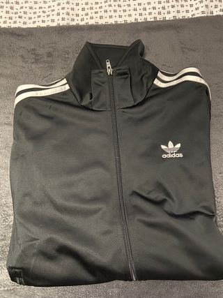 Chaqueta Adidas Originals Negra de segunda mano por 60 EUR en Zaragoza en  WALLAPOP