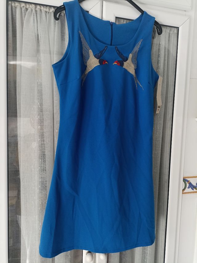 vestido presioso con dos pájaros bordados King