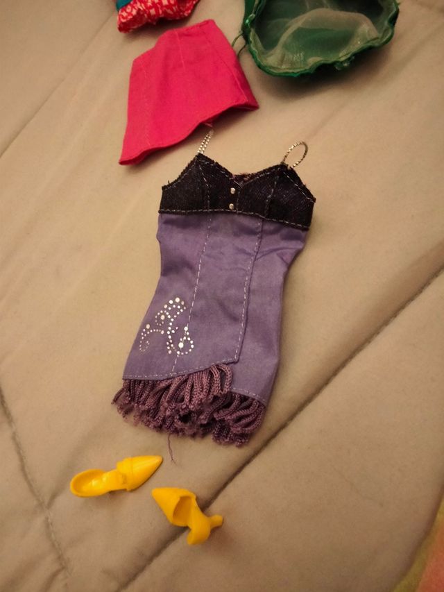 ropa de barbie