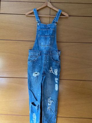 Peto Vaquero Zara de segunda mano por 10 EUR en La Línea de la Concepción  en WALLAPOP
